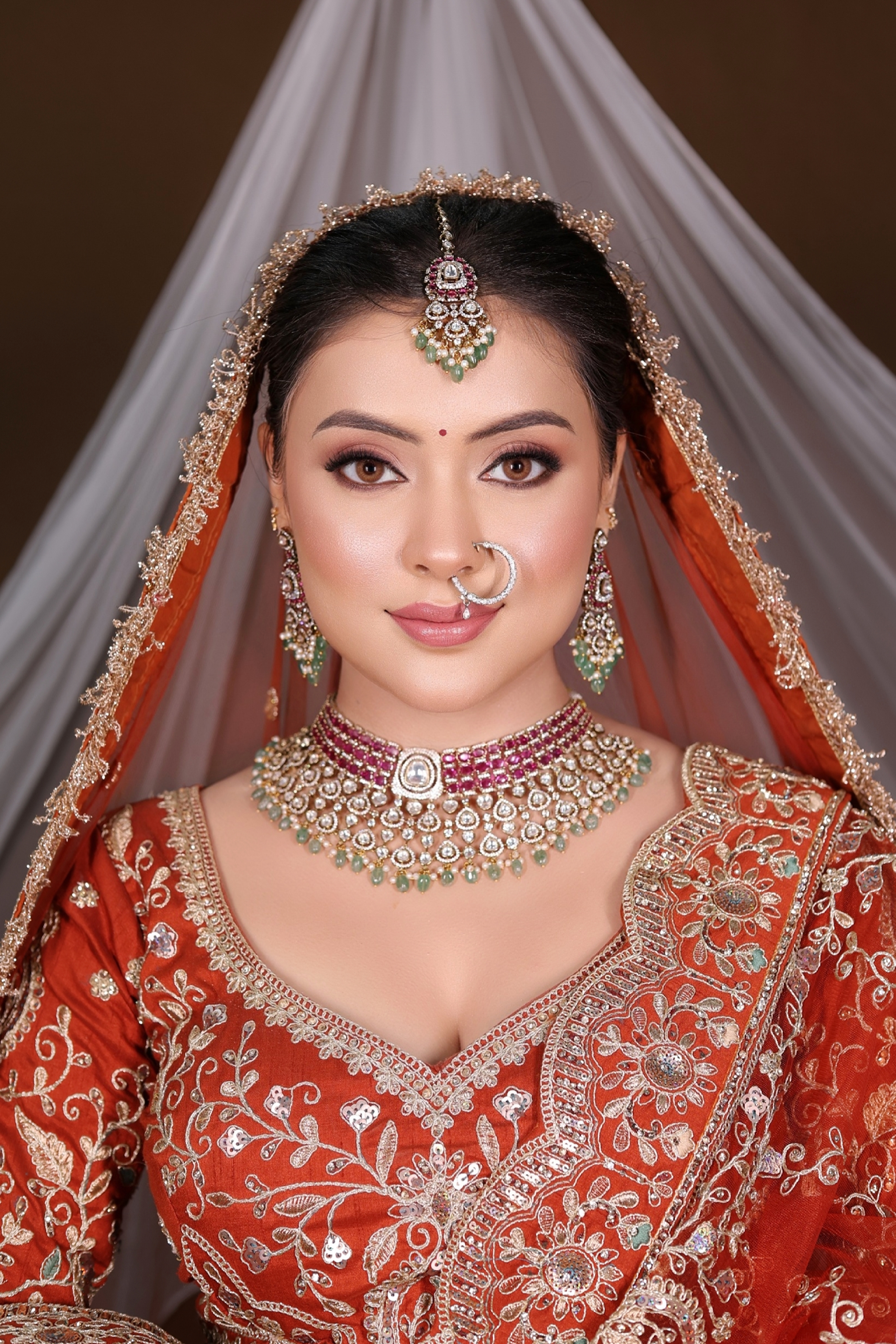 Welcome to New Looks Makeup Studio & Academy